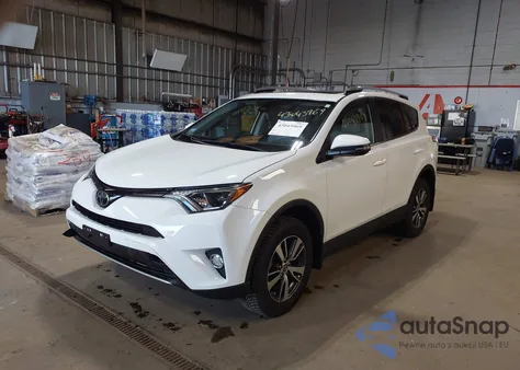 2018 Toyota Rav4 Xle z USA, uszkodzony, nr VIN JTMRFREV2JJ249054